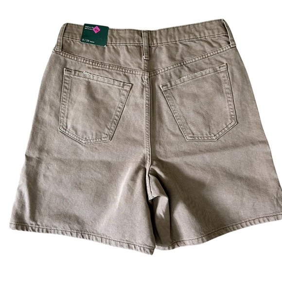 Wild Fable High Rise Distressed Bermuda Jean Shorts size 6/28R Brown. - Picture 5 of 10